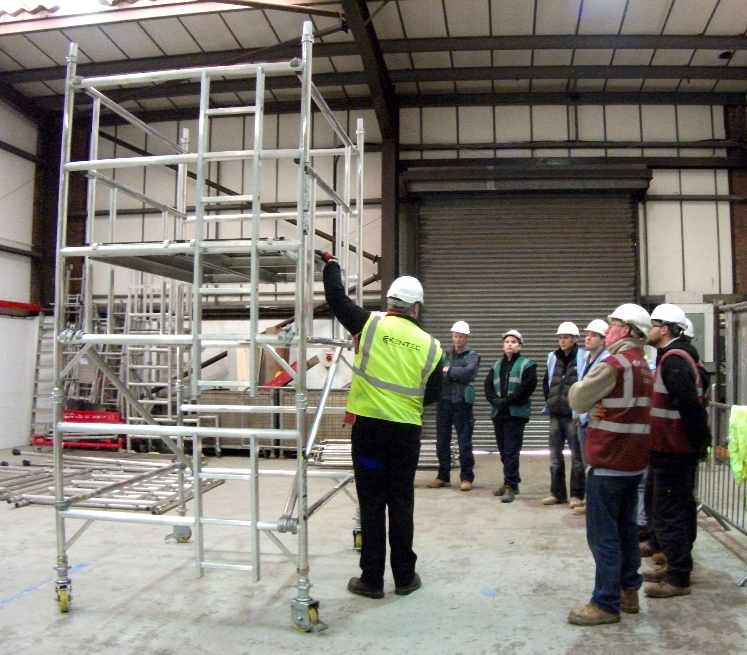 3Rd February 2015 Kentec Training Feature In Cranes & Access Magazine