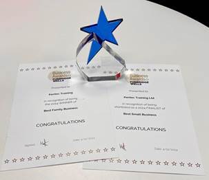 A blue star award on top of papers

AI-generated content may be incorrect.